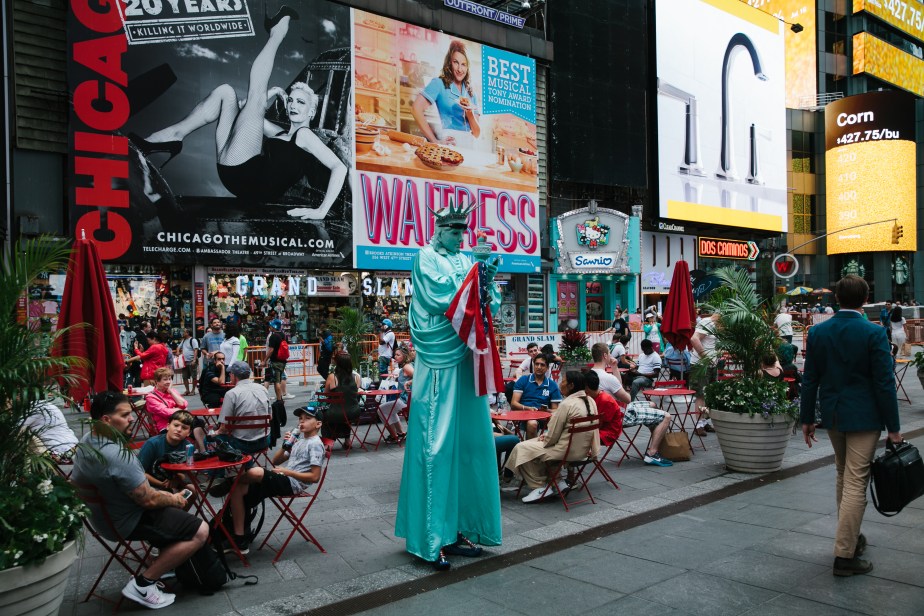 times_square_wedding_EB-3